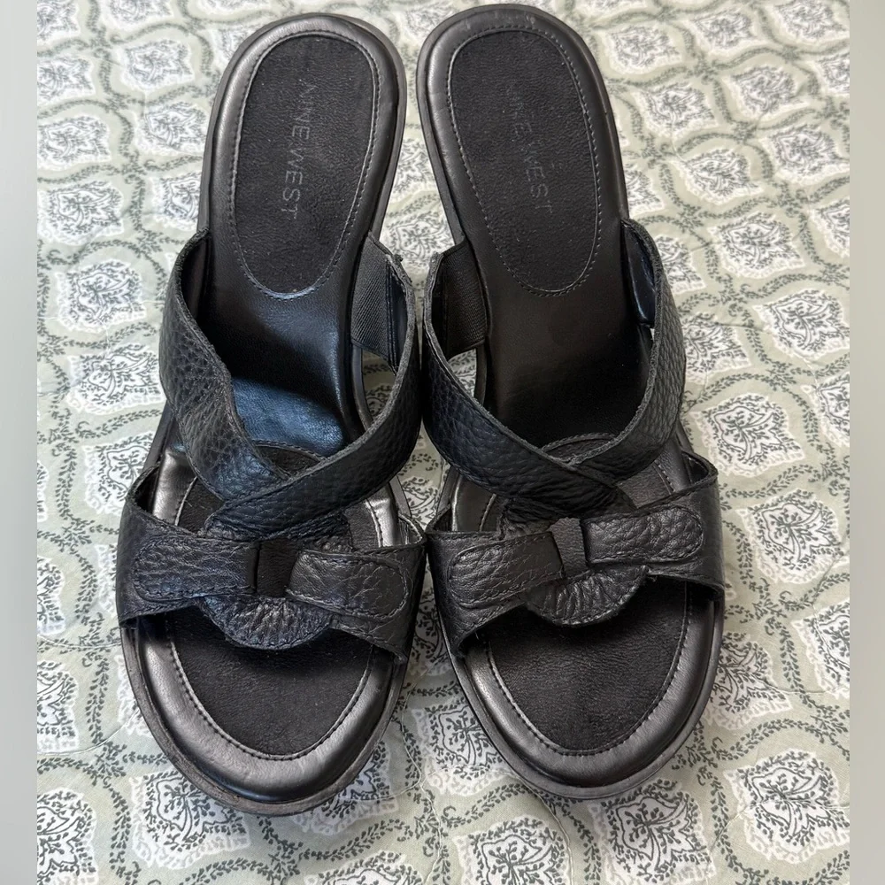 Nine West Women's Black Wedge Heels‎ Strappy Leather Women’s Size 7.5 Vintage